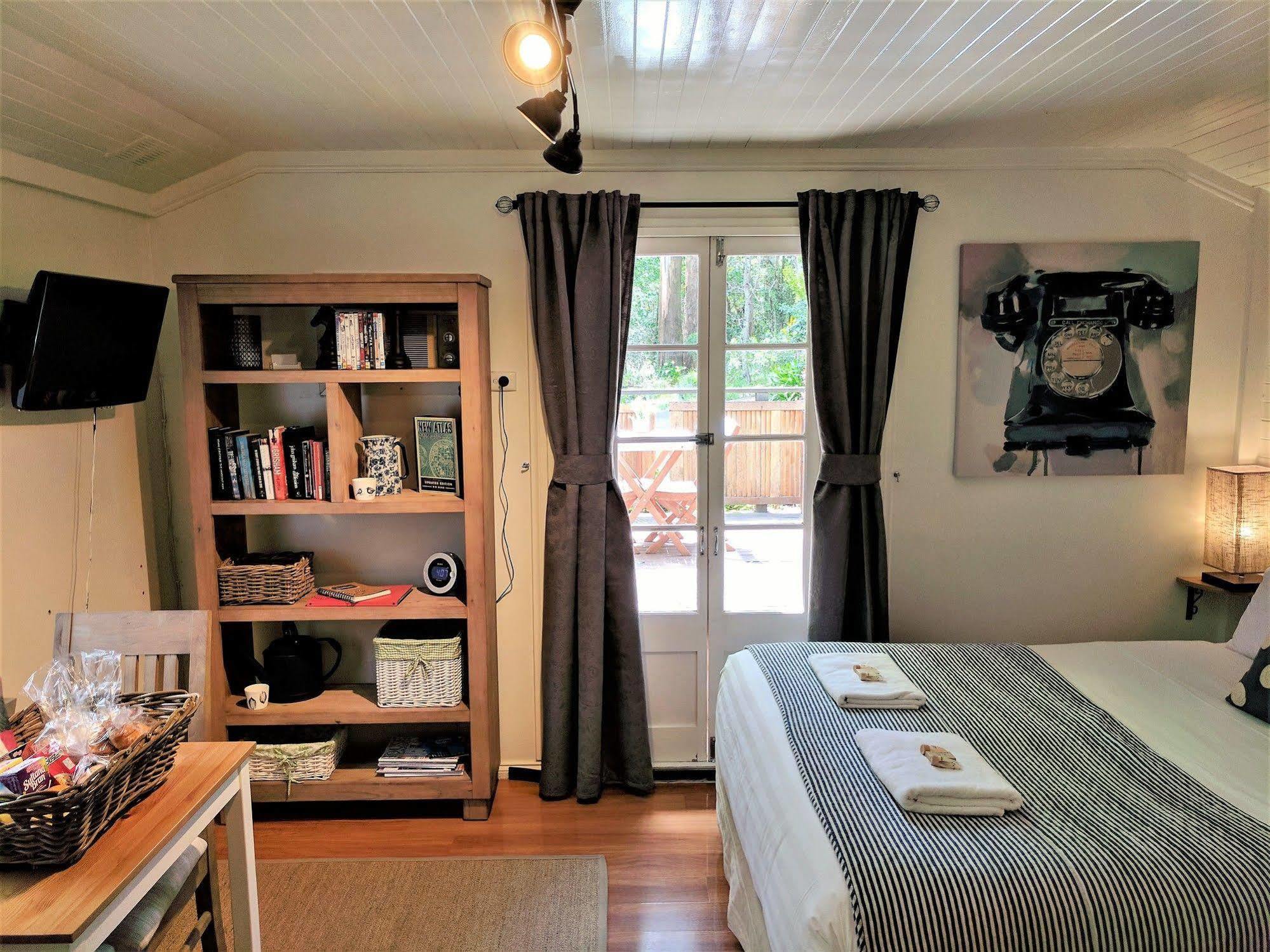 Annie Roes Luxury B&B Bend of Islands Exterior foto